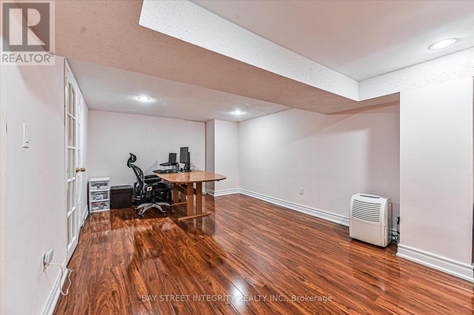 12 Greystone Road, Markham, Ontario  L3R 8H9 - Photo 40 - N12940634