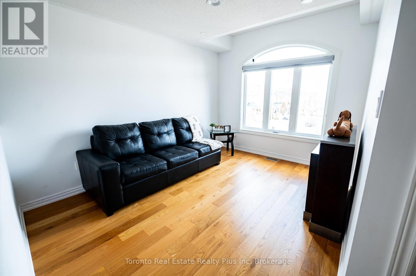 14 Riel Drive, Richmond Hill, Ontario  L4E 4W4 - Photo 21 - N12940648