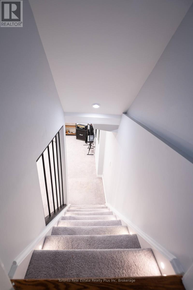 14 Riel Drive, Richmond Hill, Ontario  L4E 4W4 - Photo 30 - N12940648