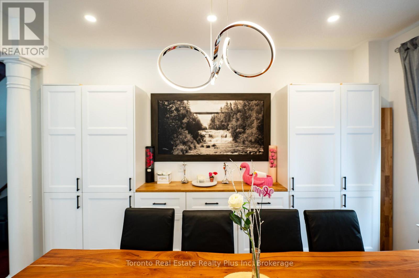 14 Riel Drive, Richmond Hill, Ontario  L4E 4W4 - Photo 6 - N12940648