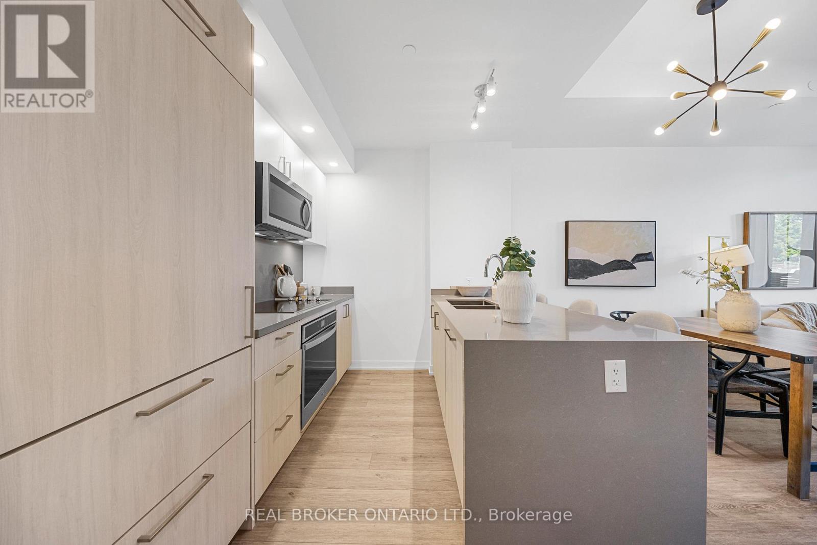 Th118w - 3 Rosewater Street, Richmond Hill, Ontario  L4C 5T6 - Photo 15 - N12940652