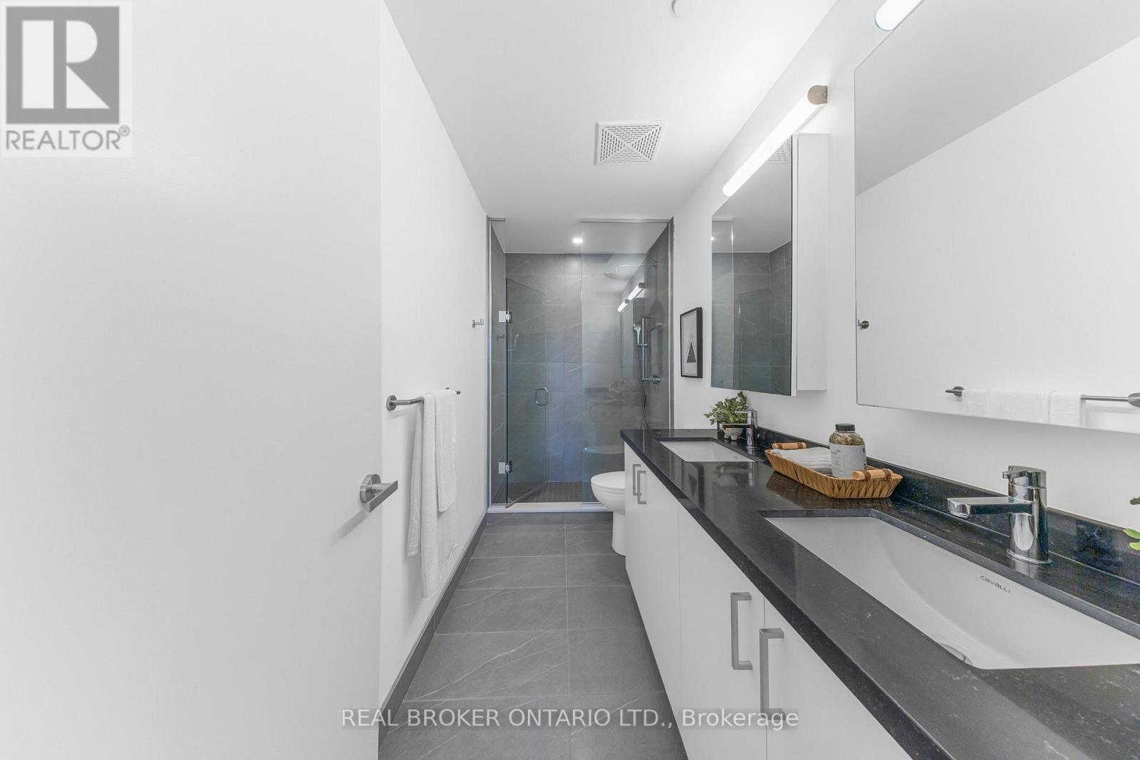 Th118w - 3 Rosewater Street, Richmond Hill, Ontario  L4C 5T6 - Photo 27 - N12940652