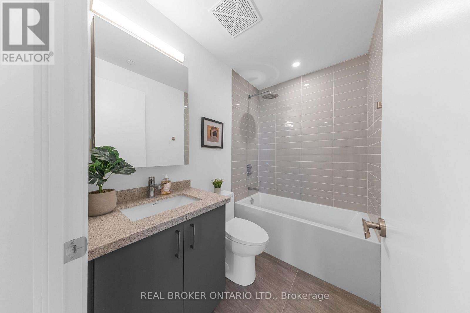 Th118w - 3 Rosewater Street, Richmond Hill, Ontario  L4C 5T6 - Photo 30 - N12940652