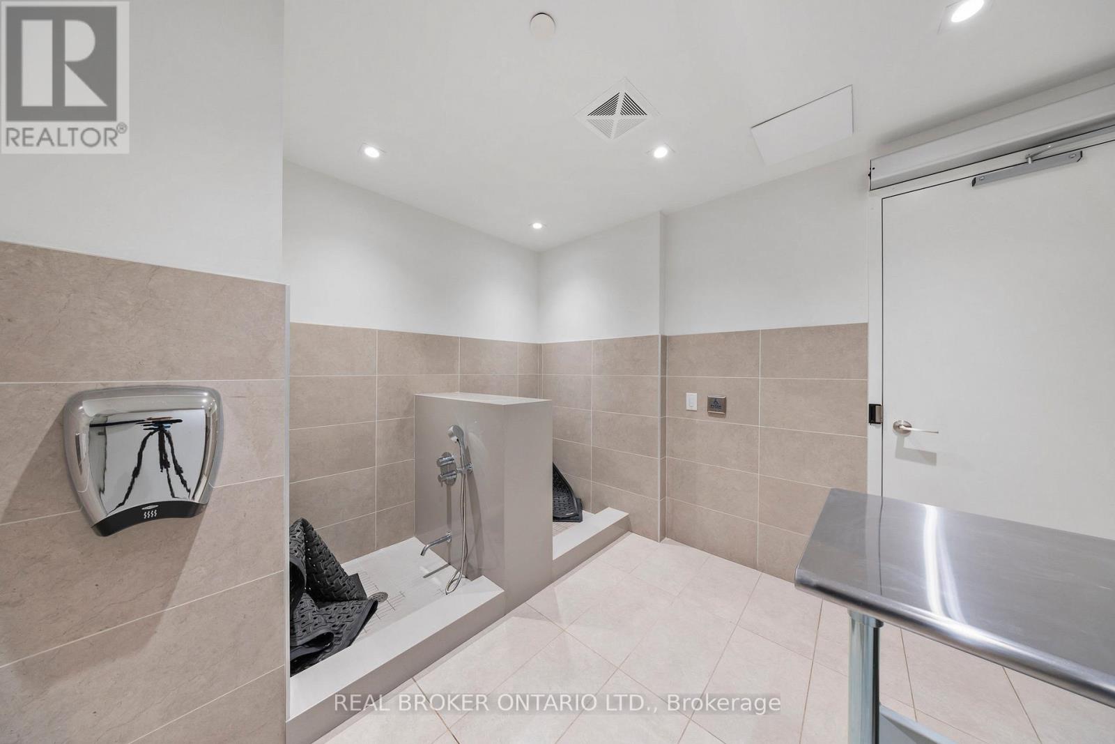 Th118w - 3 Rosewater Street, Richmond Hill, Ontario  L4C 5T6 - Photo 32 - N12940652