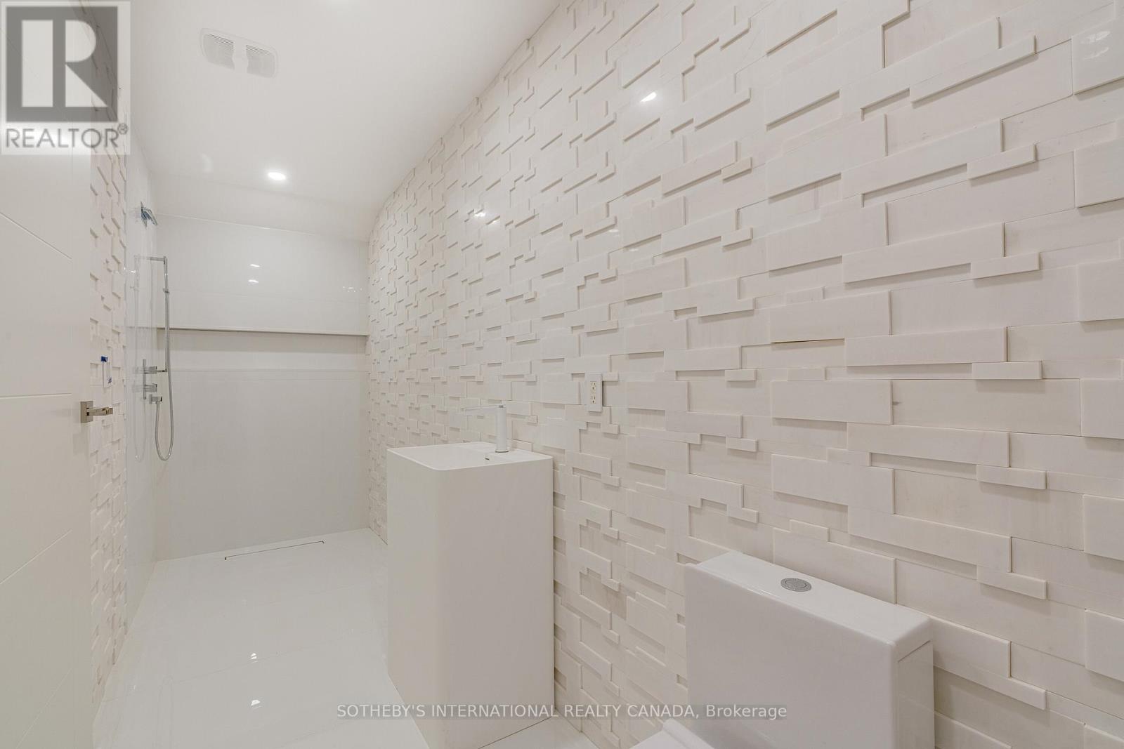 85 Cowan Drive, Vaughan, Ontario  L4L 7H4 - Photo 30 - N12940788