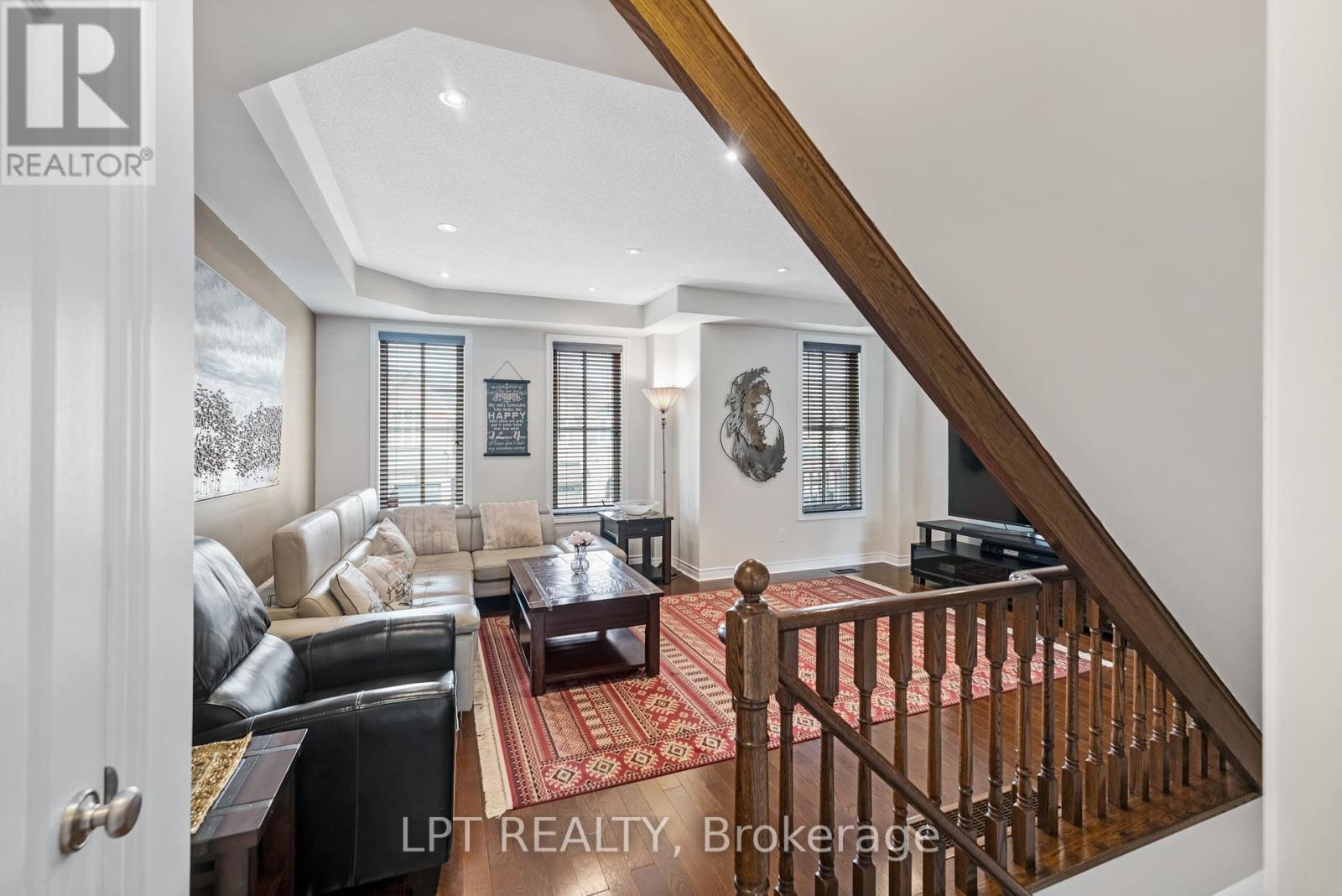 19 Earnshaw Drive, Markham, Ontario  L6C 0E4 - Photo 16 - N12940862