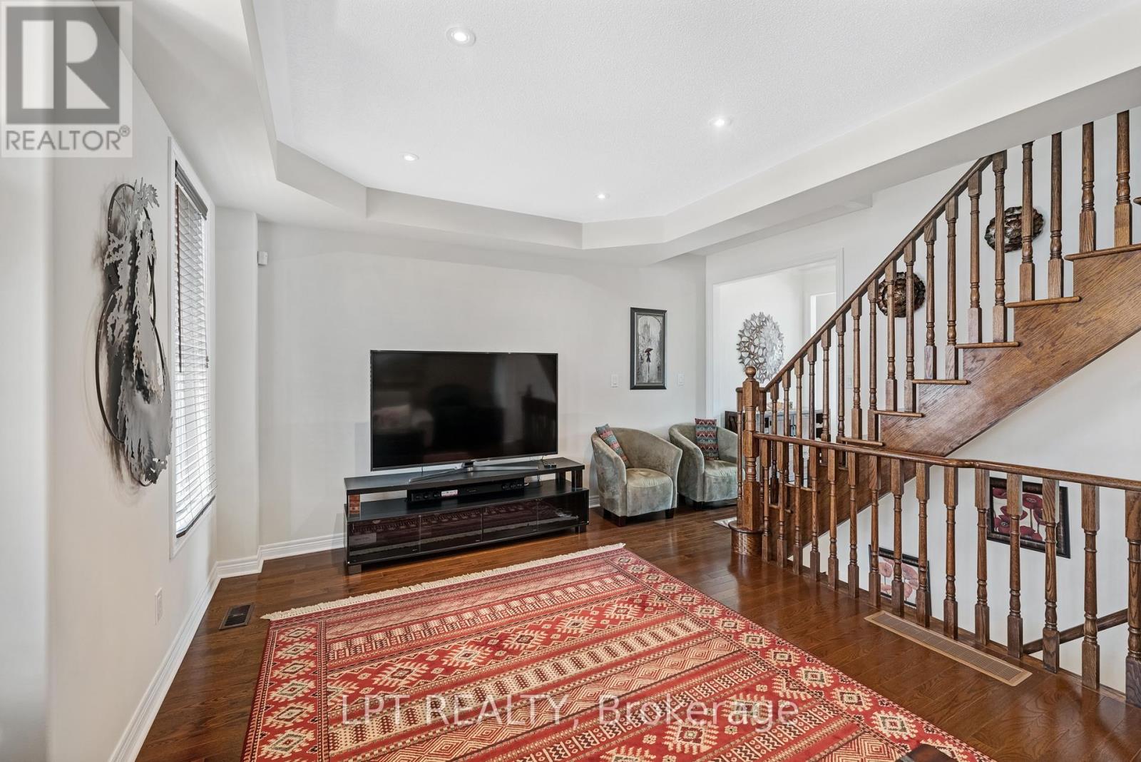 19 Earnshaw Drive, Markham, Ontario  L6C 0E4 - Photo 20 - N12940862