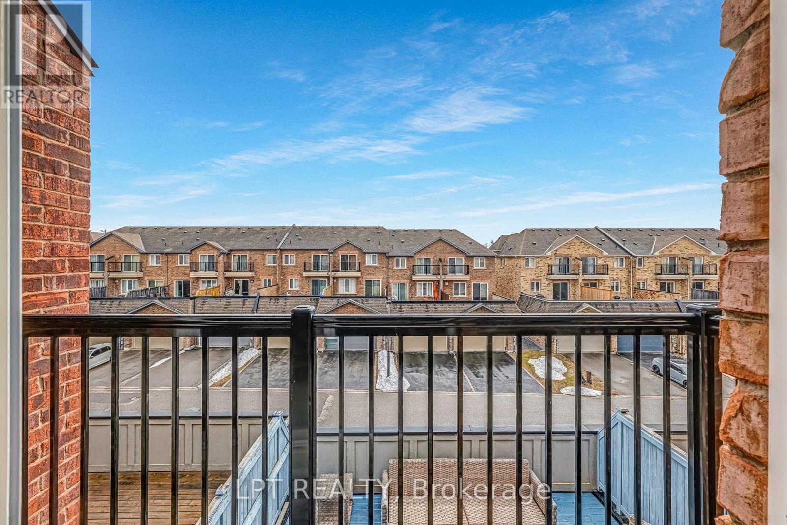 19 Earnshaw Drive, Markham, Ontario  L6C 0E4 - Photo 37 - N12940862