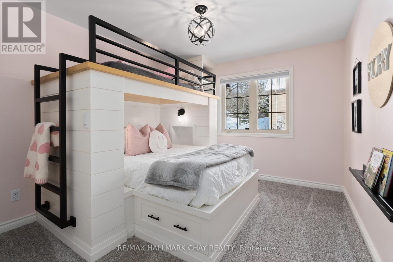 32 Forest Hill Drive, Springwater, Ontario  L0L 1X0 - Photo 32 - S12832380