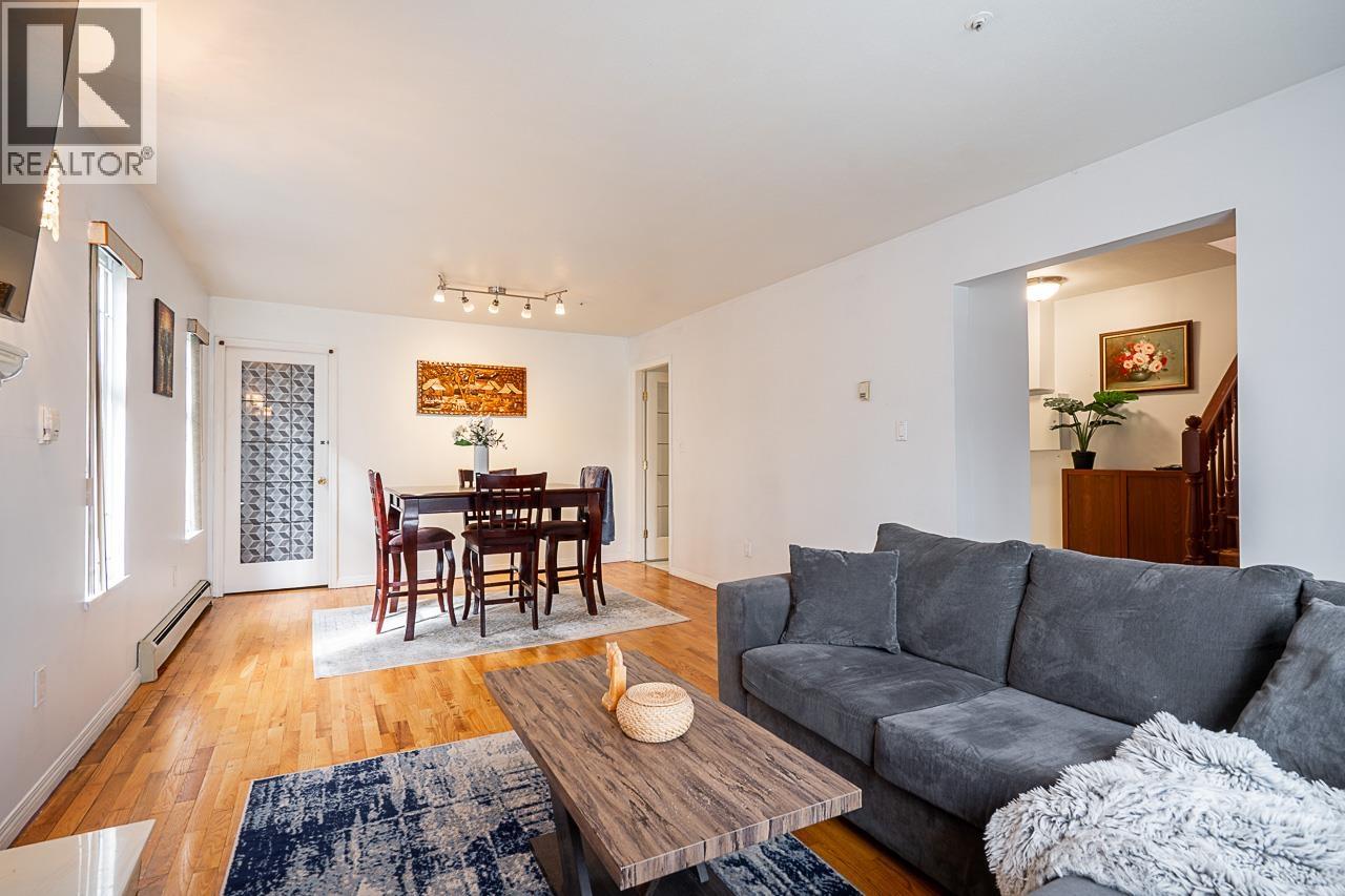 1407 E 12th Avenue, Vancouver, British Columbia  V5N 2A1 - Photo 3 - R3105166