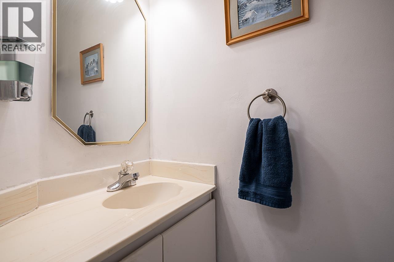 1407 E 12th Avenue, Vancouver, British Columbia  V5N 2A1 - Photo 18 - R3105166