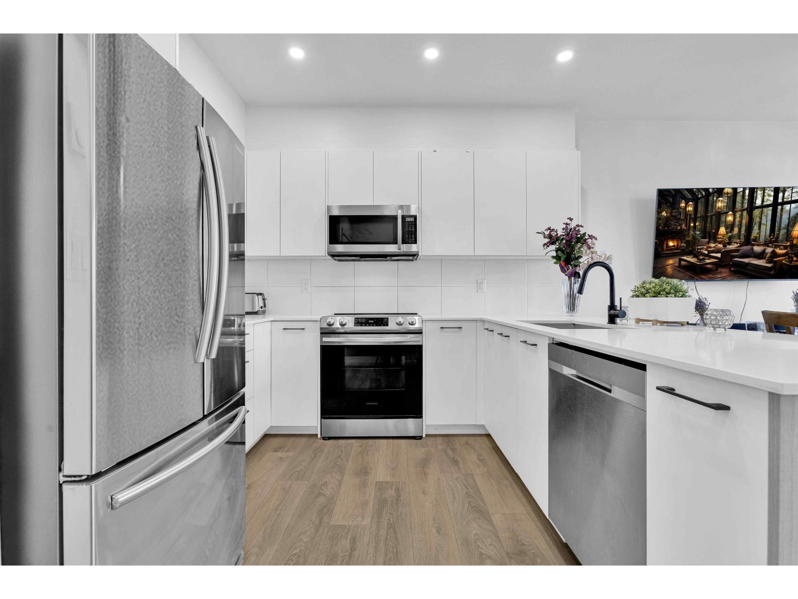 79 15255 Sitka Dr Drive, Surrey, British Columbia  V3S 0B1 - Photo 6 - R3105206