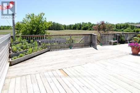 159 Balm Beach Road E, Tiny, Ontario  L0L 2J0 - Photo 3 - S12940724