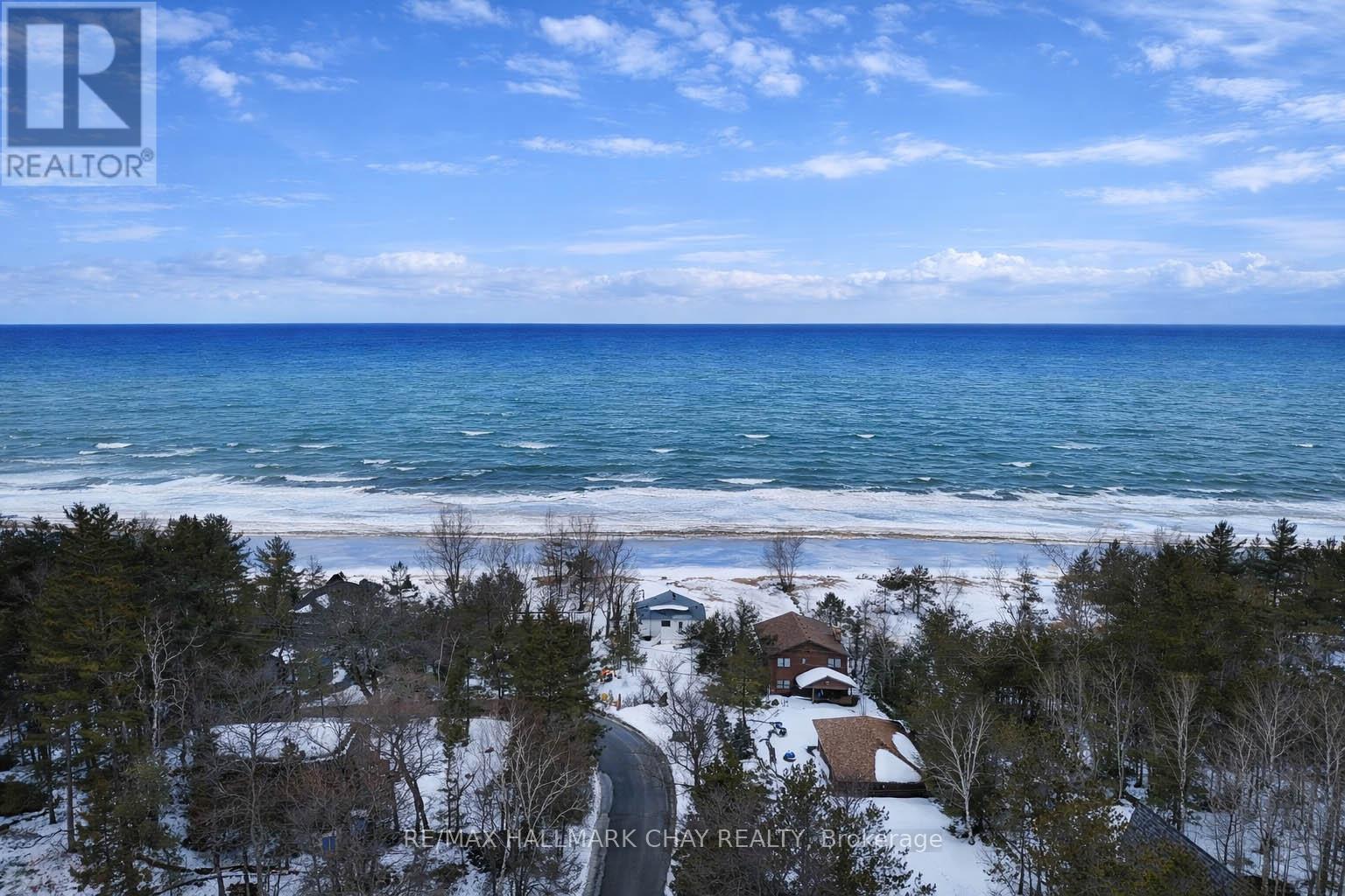 1667 Tiny Beaches Road S, Tiny, Ontario  L0L 1P0 - Photo 3 - S12940738