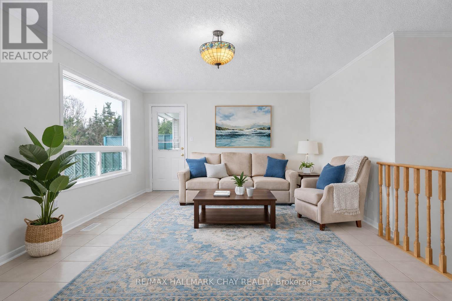 1667 Tiny Beaches Road S, Tiny, Ontario  L0L 1P0 - Photo 8 - S12940738