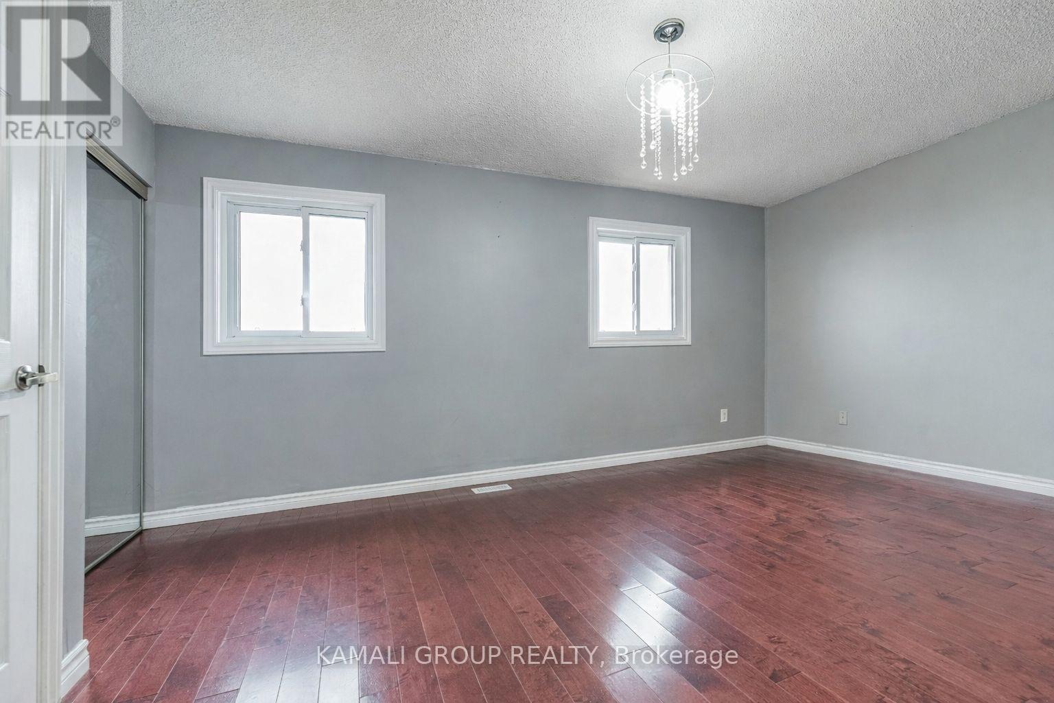 Main - 77 Ecclestone Drive, Brampton, Ontario  L6X 3M8 - Photo 13 - W12940626