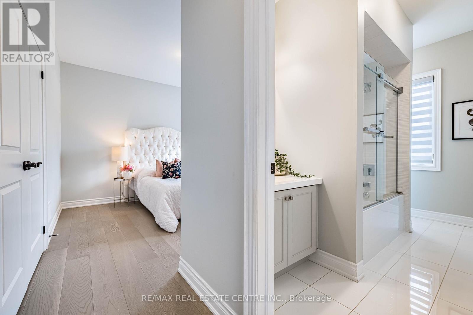 3253 Mintwood Circle, Oakville, Ontario  L6H 7C3 - Photo 24 - W12940632