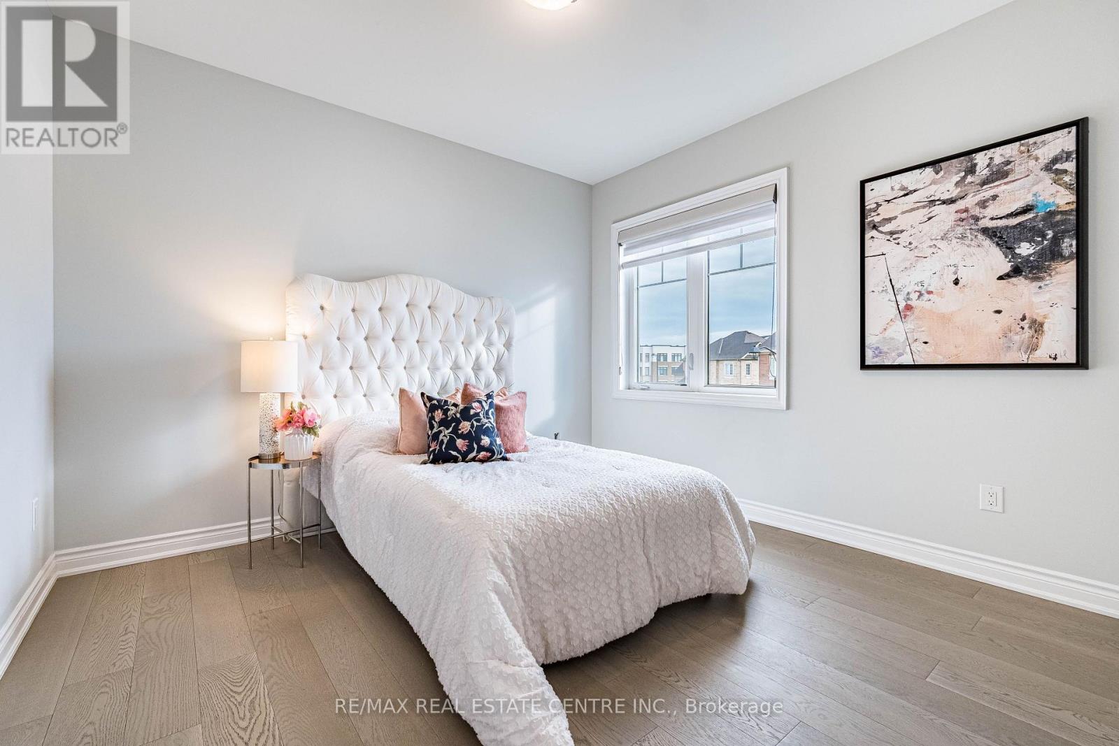 3253 Mintwood Circle, Oakville, Ontario  L6H 7C3 - Photo 25 - W12940632