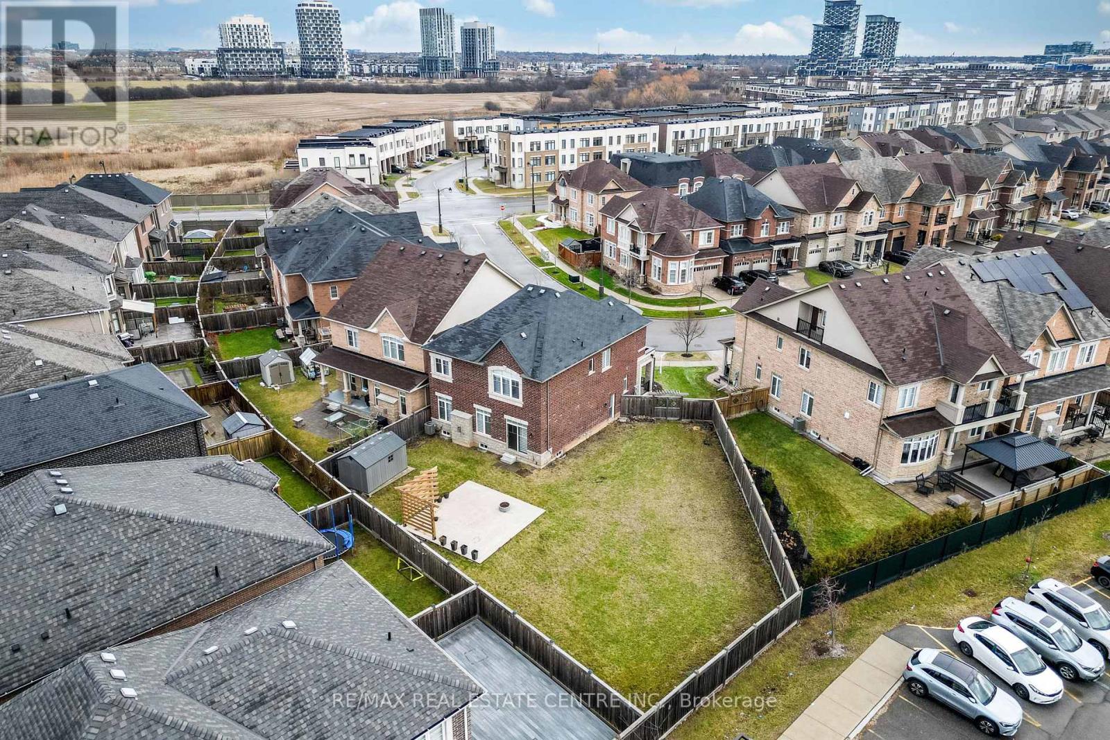 3253 Mintwood Circle, Oakville, Ontario  L6H 7C3 - Photo 32 - W12940632