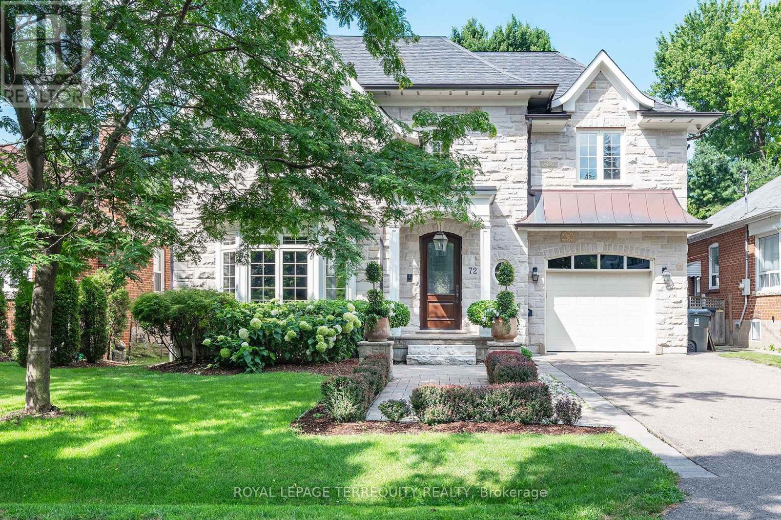 72 EAGLE ROAD, Toronto, Ontario