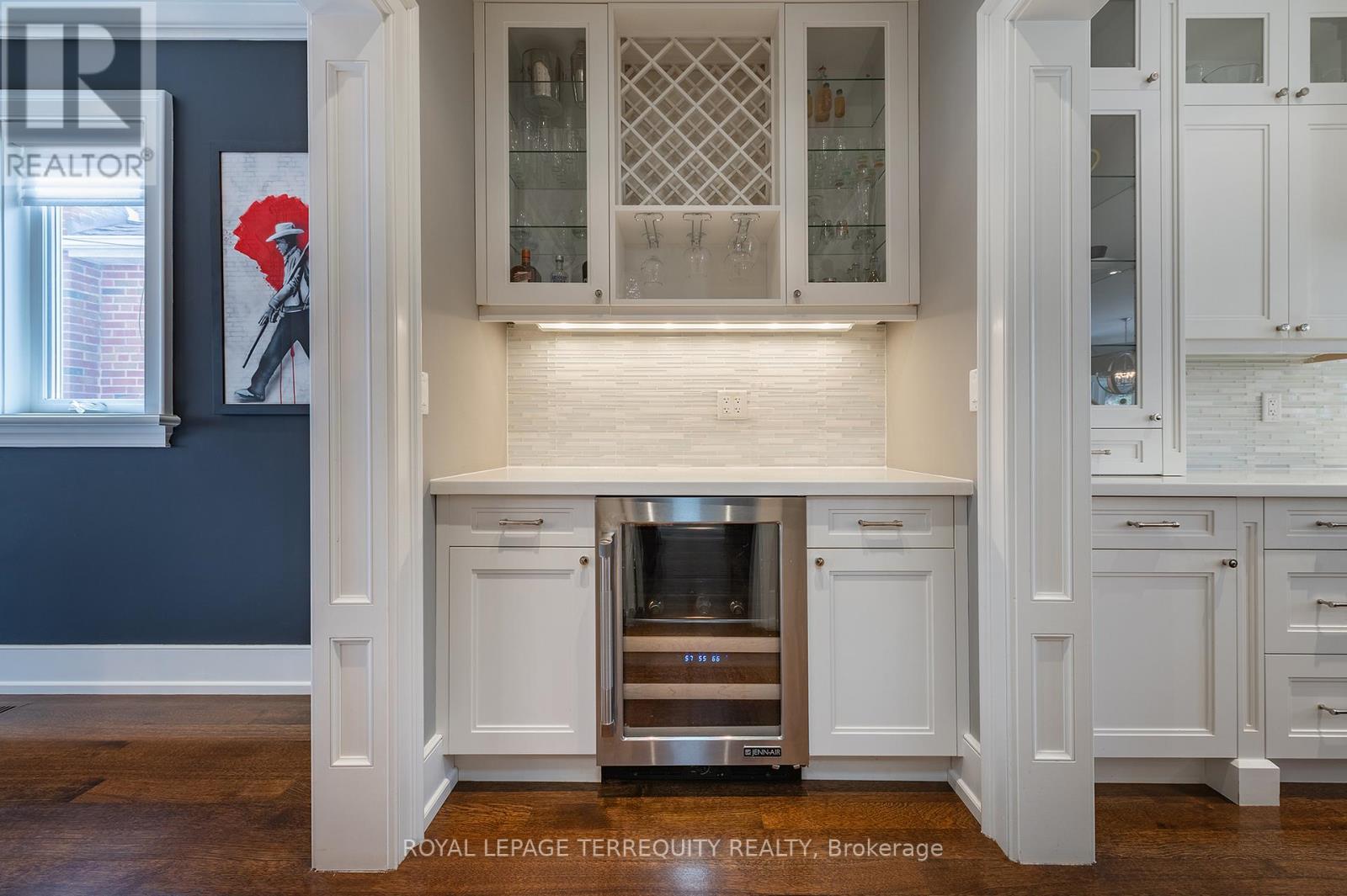 72 Eagle Road, Toronto, Ontario  M8Z 4J2 - Photo 10 - W12940666