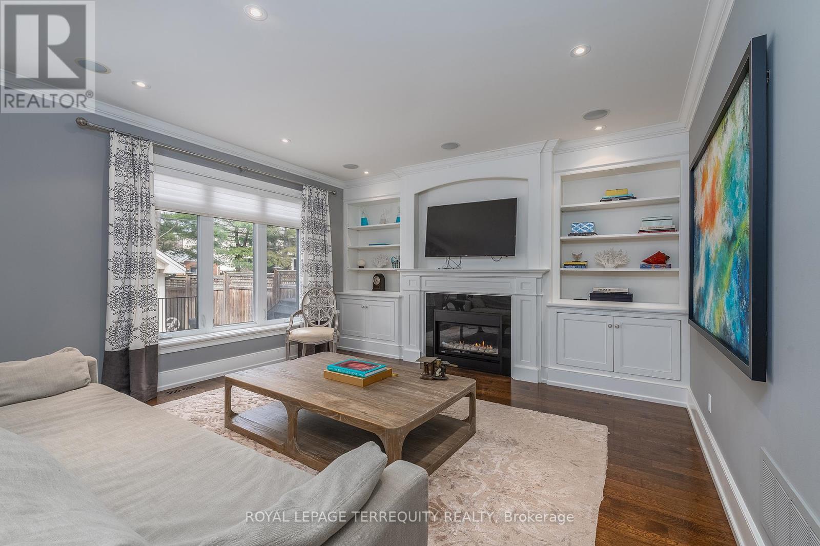 72 Eagle Road, Toronto, Ontario  M8Z 4J2 - Photo 17 - W12940666