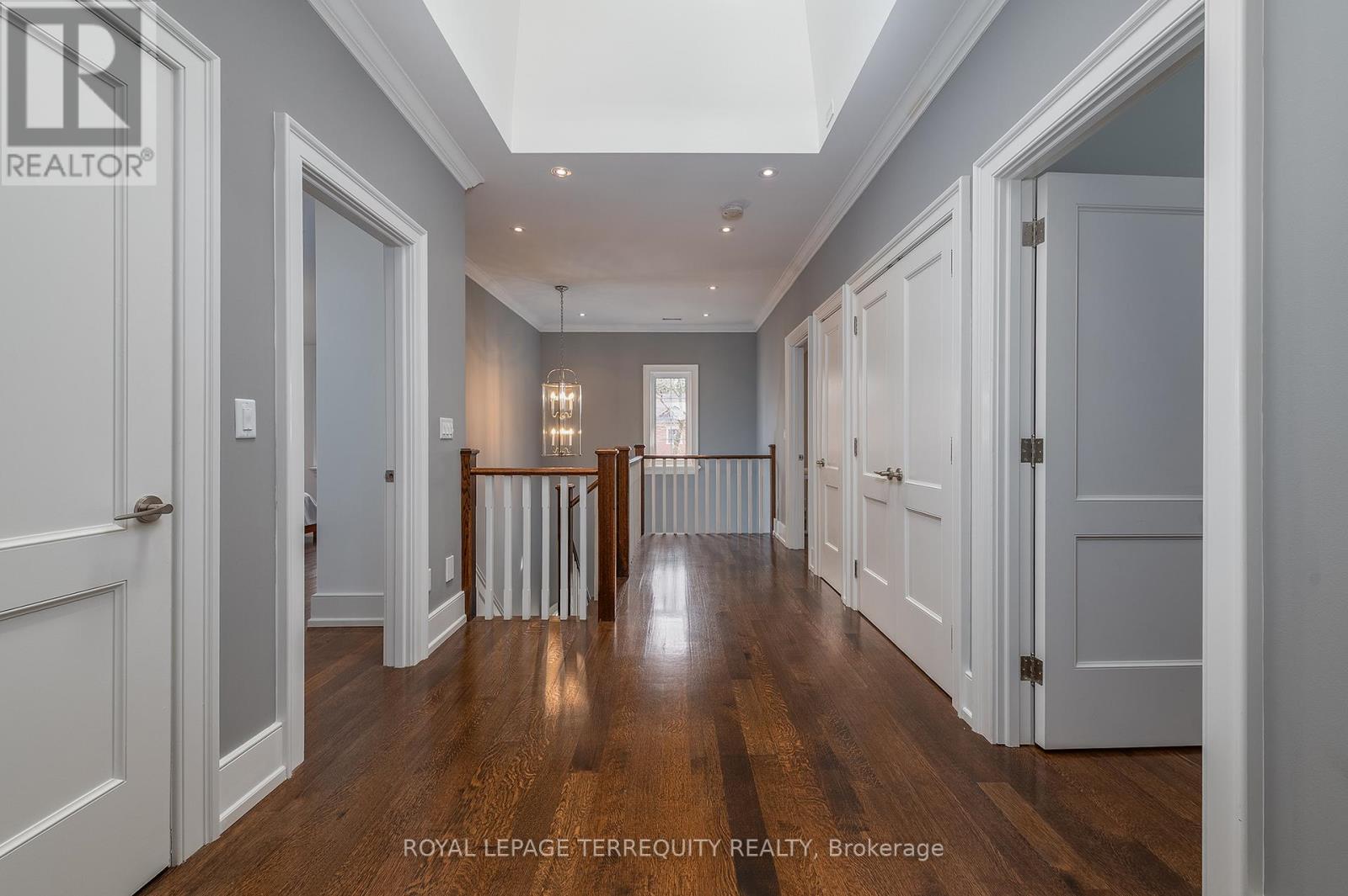 72 Eagle Road, Toronto, Ontario  M8Z 4J2 - Photo 21 - W12940666