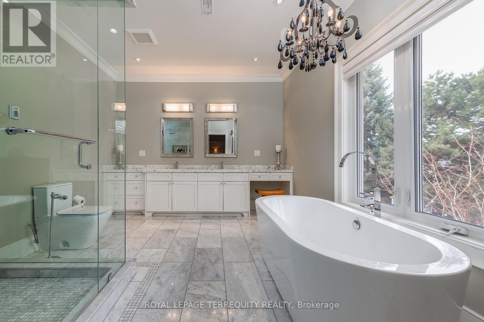 72 Eagle Road, Toronto, Ontario  M8Z 4J2 - Photo 25 - W12940666