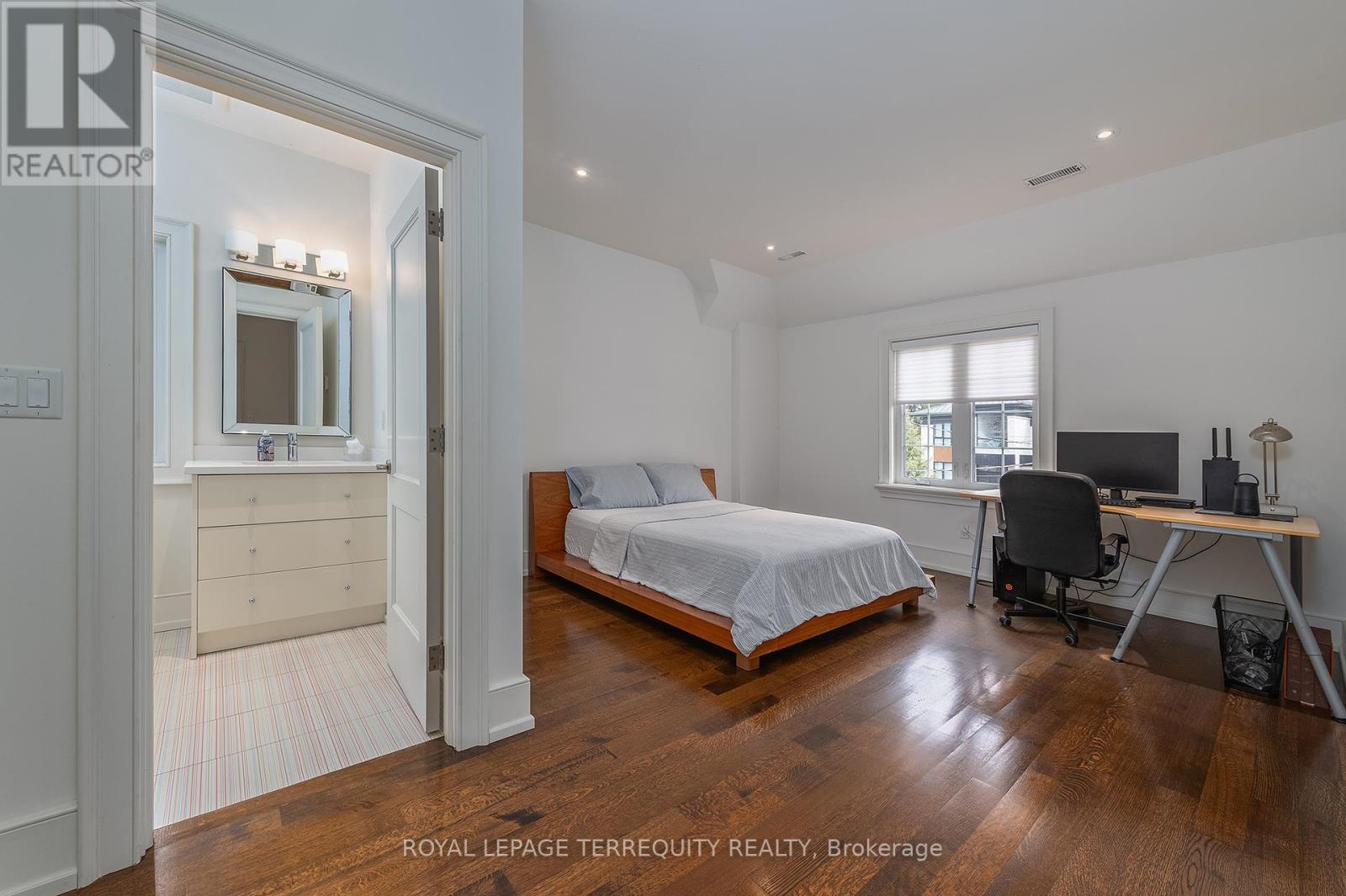 72 Eagle Road, Toronto, Ontario  M8Z 4J2 - Photo 28 - W12940666