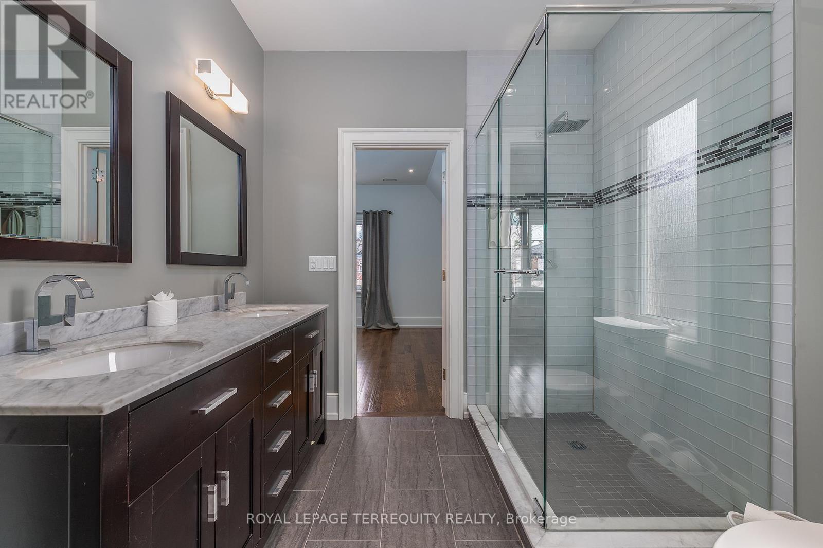 72 Eagle Road, Toronto, Ontario  M8Z 4J2 - Photo 34 - W12940666