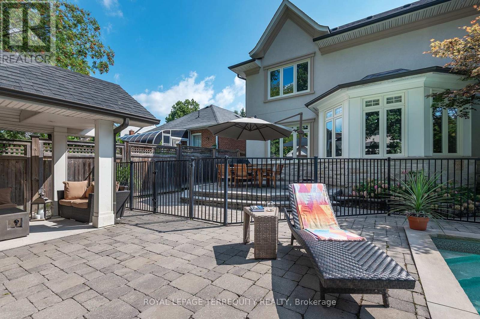 72 Eagle Road, Toronto, Ontario  M8Z 4J2 - Photo 41 - W12940666