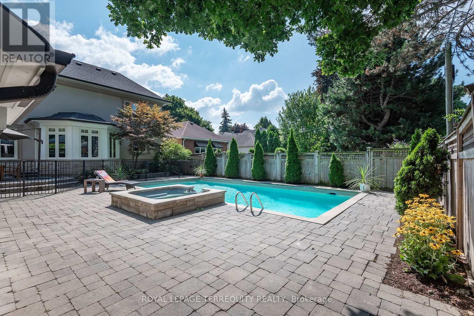 72 Eagle Road, Toronto, Ontario  M8Z 4J2 - Photo 46 - W12940666