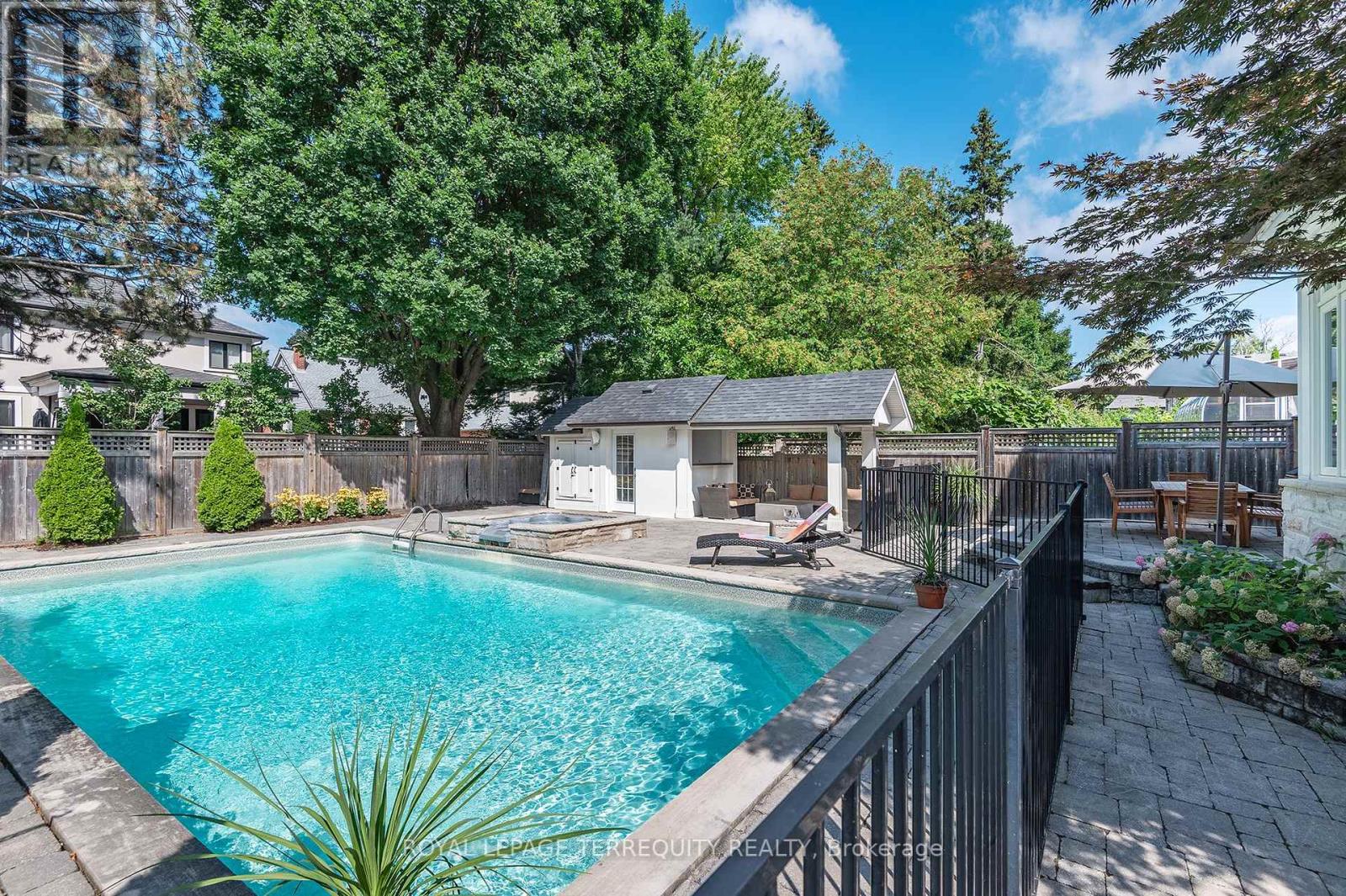 72 Eagle Road, Toronto, Ontario  M8Z 4J2 - Photo 47 - W12940666