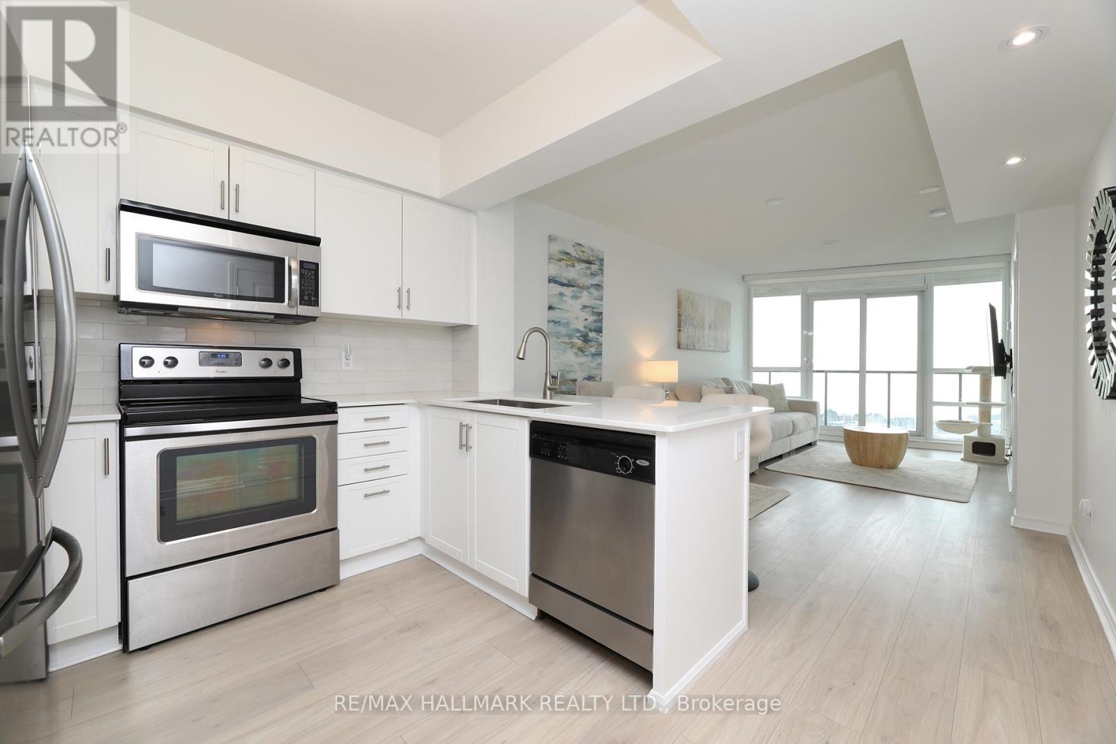 2801 - 2230 Lake Shore Boulevard W, Toronto, Ontario  M8V 3X7 - Photo 4 - W12940692