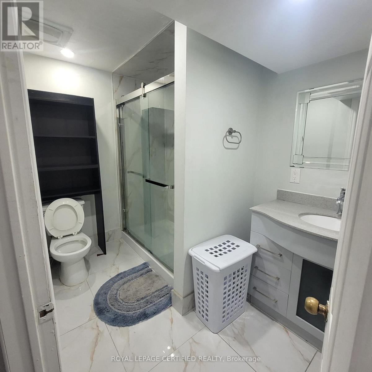 Main - 889 Blairholm Avenue, Mississauga, Ontario  L5C 1G5 - Photo 10 - W12940706