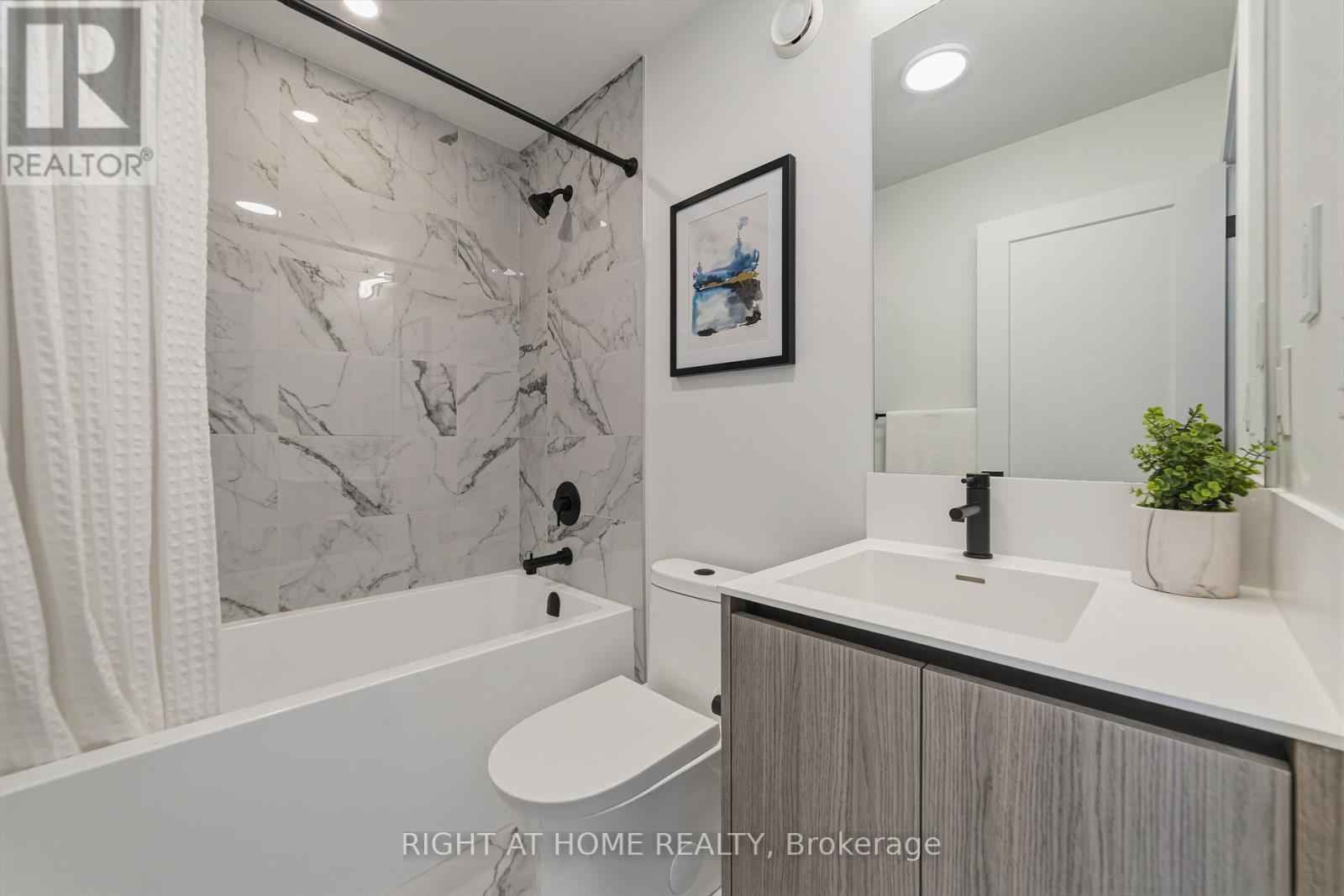 2 - 10 Lou Parsons Way, Mississauga, Ontario  L5H 0B2 - Photo 19 - W12940722