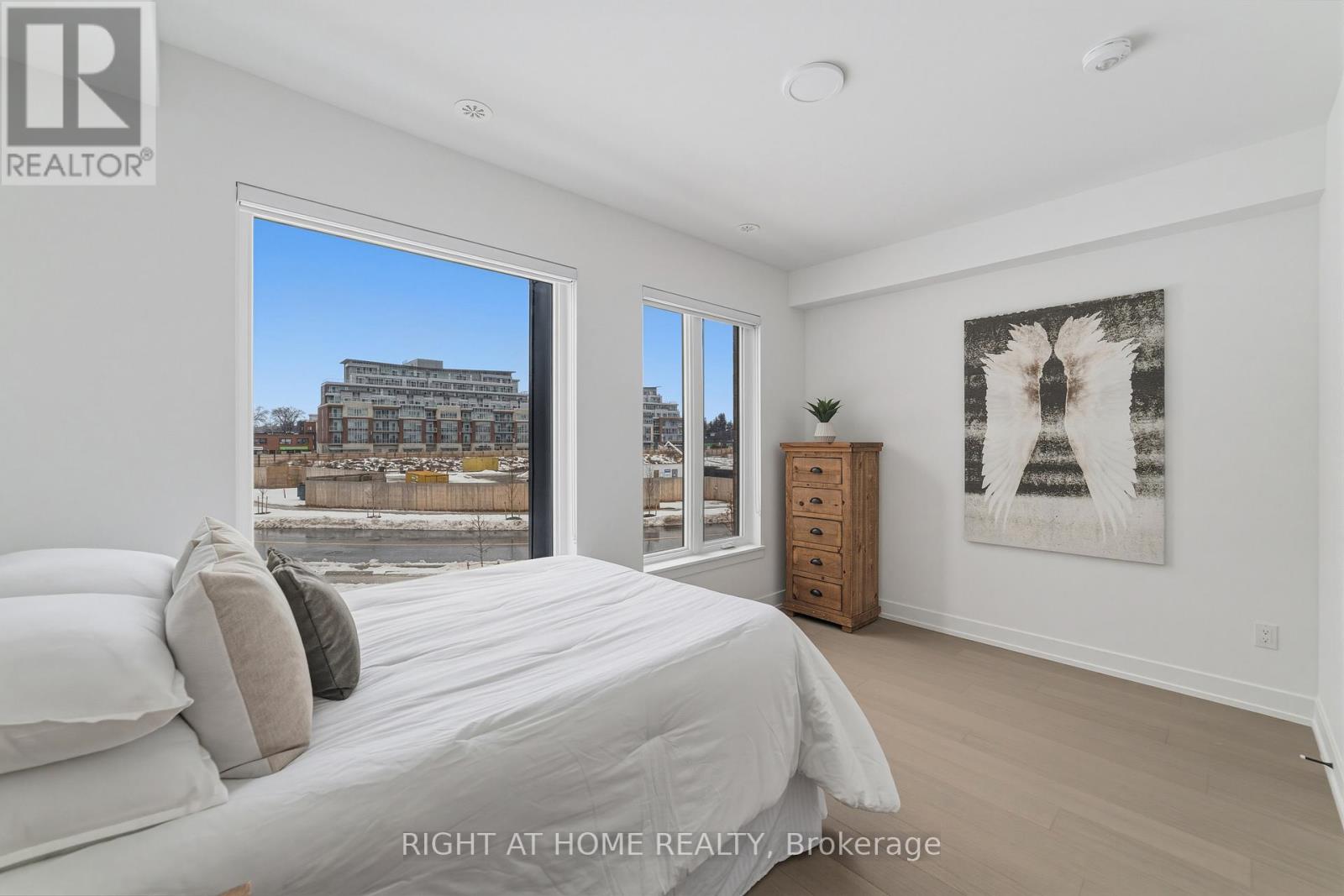 2 - 10 Lou Parsons Way, Mississauga, Ontario  L5H 0B2 - Photo 22 - W12940722