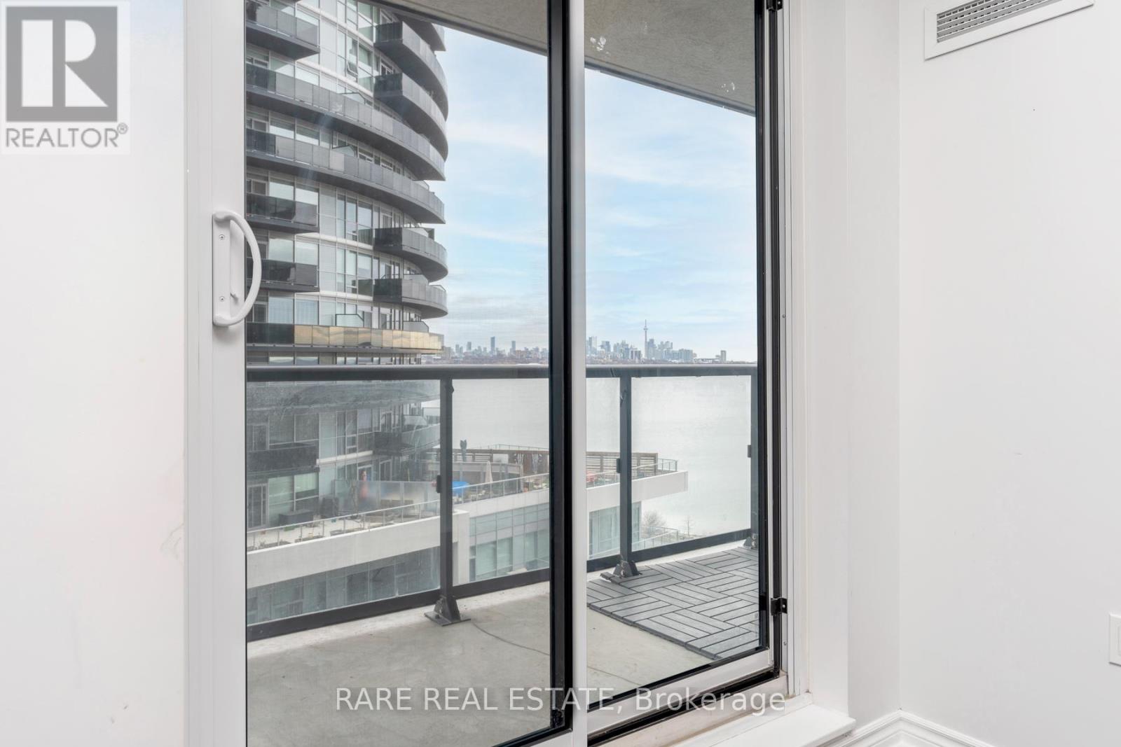 910 - 39 Annie Craig Drive, Toronto, Ontario  M8V 0H1 - Photo 12 - W12940746