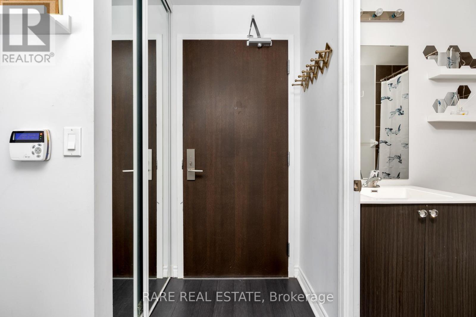 910 - 39 Annie Craig Drive, Toronto, Ontario  M8V 0H1 - Photo 17 - W12940746