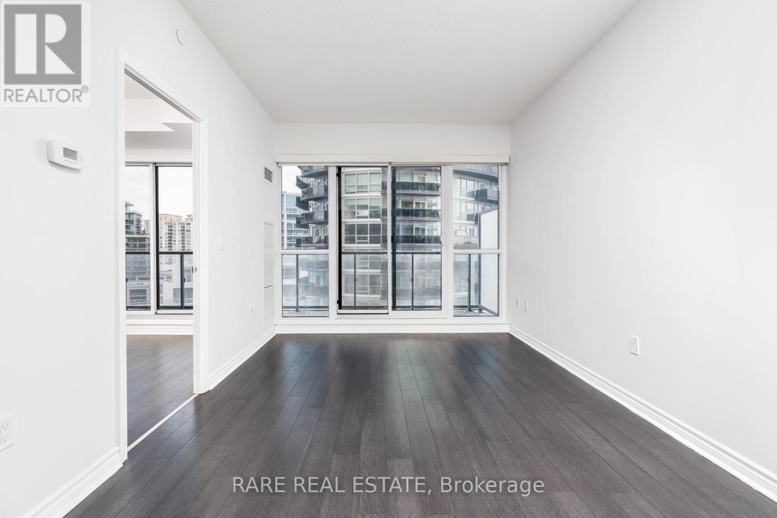 910 - 39 Annie Craig Drive, Toronto, Ontario  M8V 0H1 - Photo 8 - W12940746