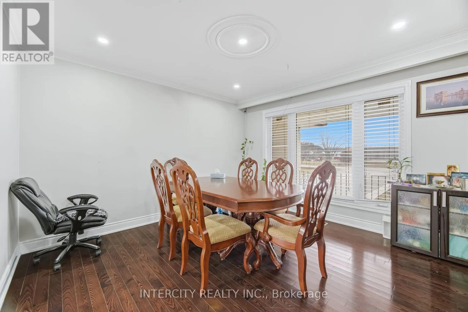 14394 Bramalea Road, Caledon, Ontario  L7C 2P6 - Photo 10 - W12940800