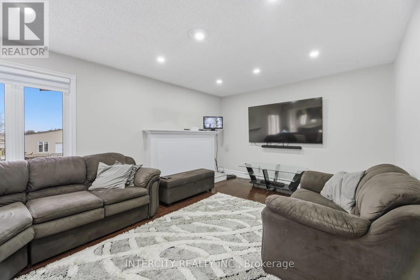 14394 Bramalea Road, Caledon, Ontario  L7C 2P6 - Photo 17 - W12940800