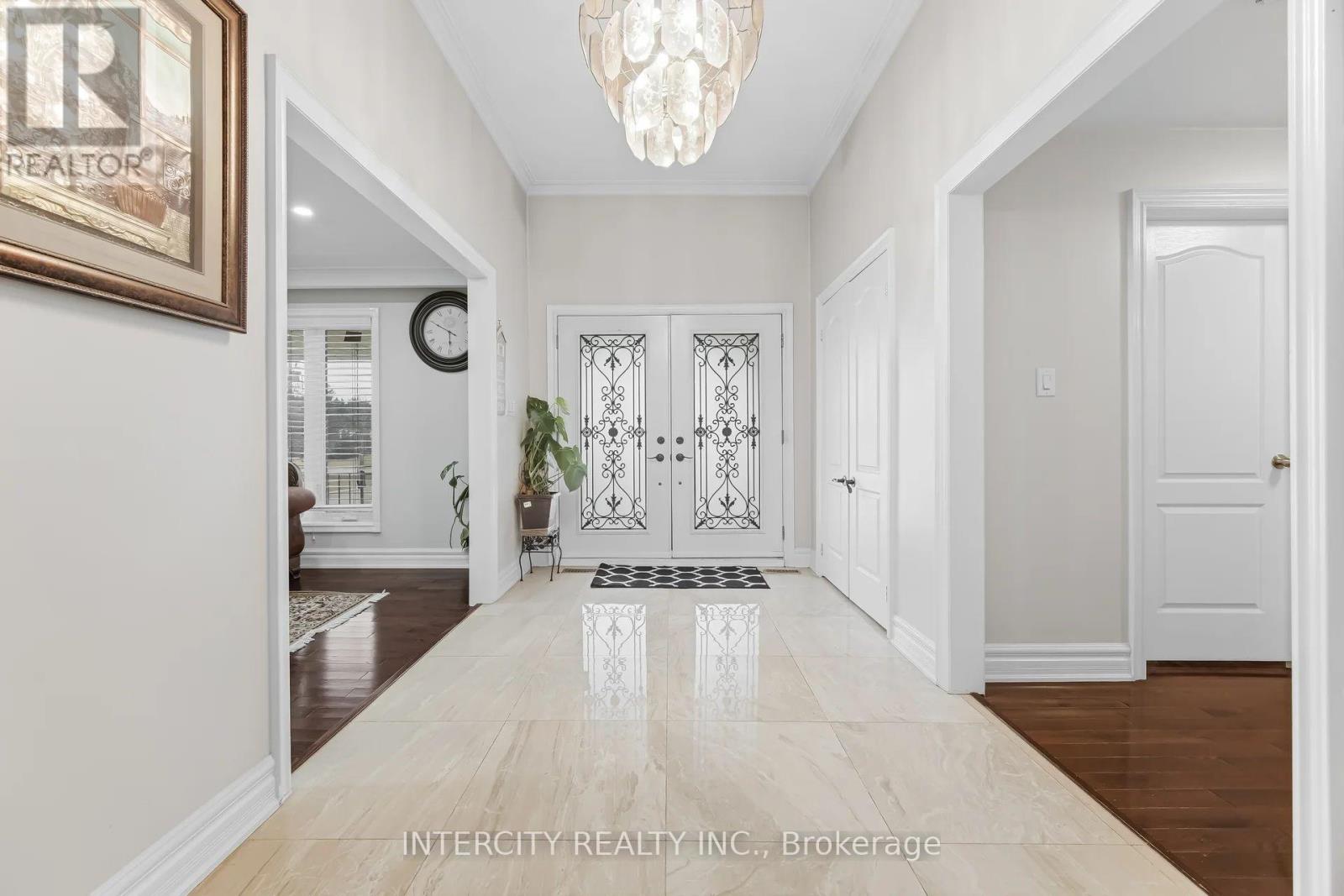 14394 Bramalea Road, Caledon, Ontario  L7C 2P6 - Photo 6 - W12940800