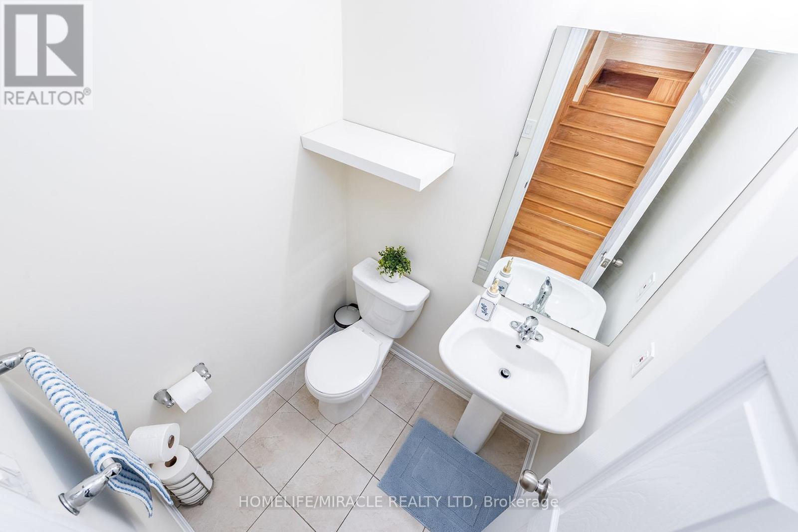 84 Rockman Crescent, Brampton, Ontario  L7A 3Z9 - Photo 11 - W12940808