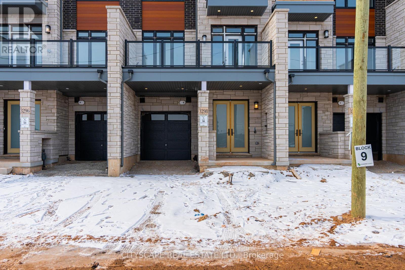 3322 Umar Avenue, Oakville, Ontario  L6M 5S3 - Photo 6 - W12940832