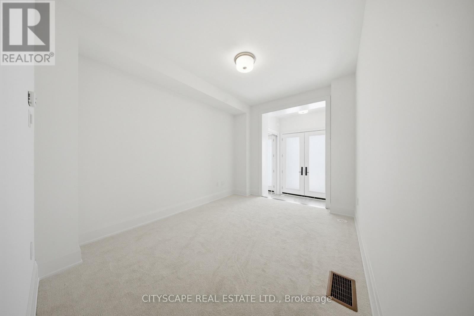 3322 Umar Avenue, Oakville, Ontario  L6M 5S3 - Photo 8 - W12940832