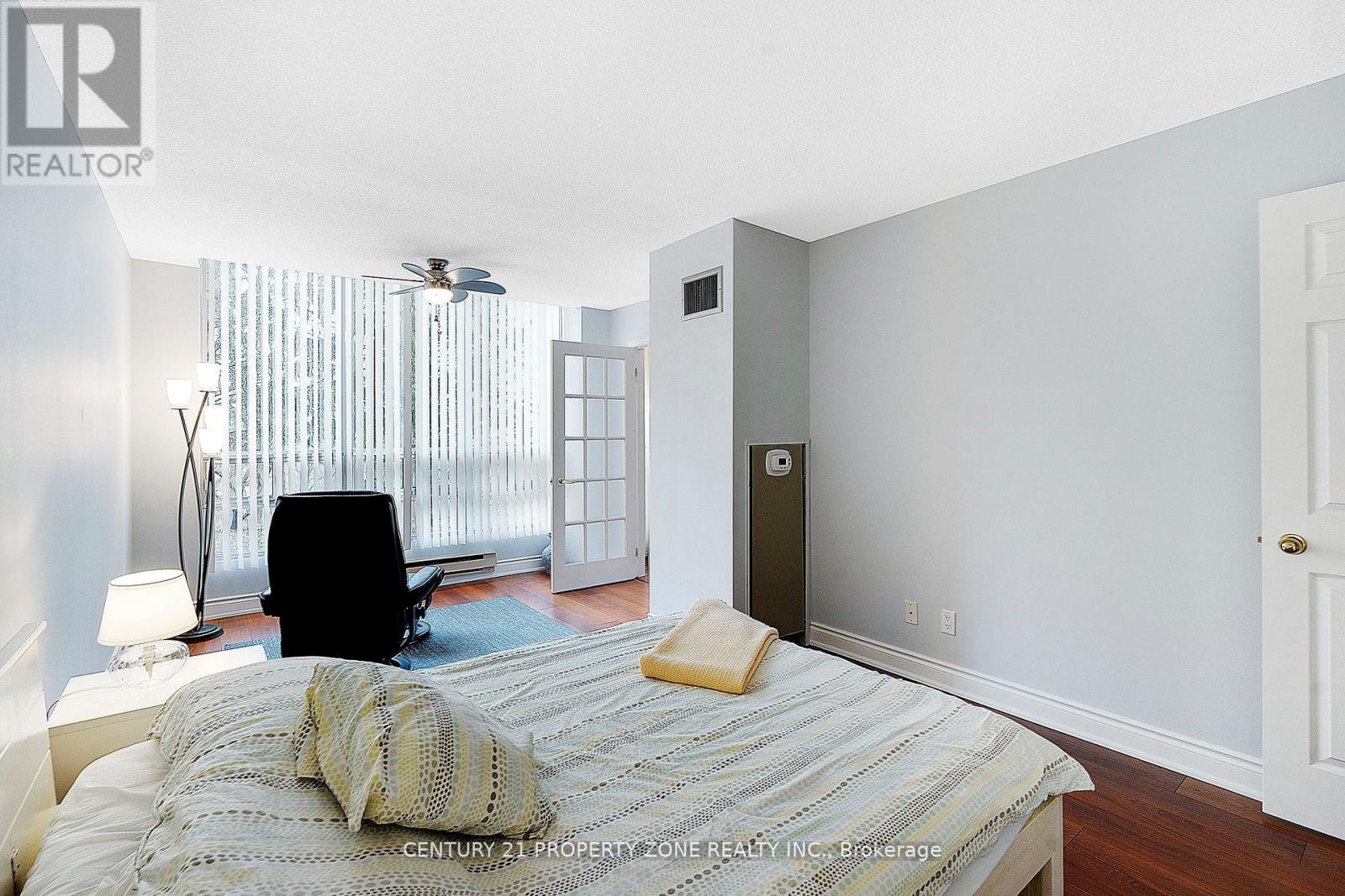 101 - 330 Mill Street S, Brampton, Ontario  L6Y 3V3 - Photo 12 - W12940846