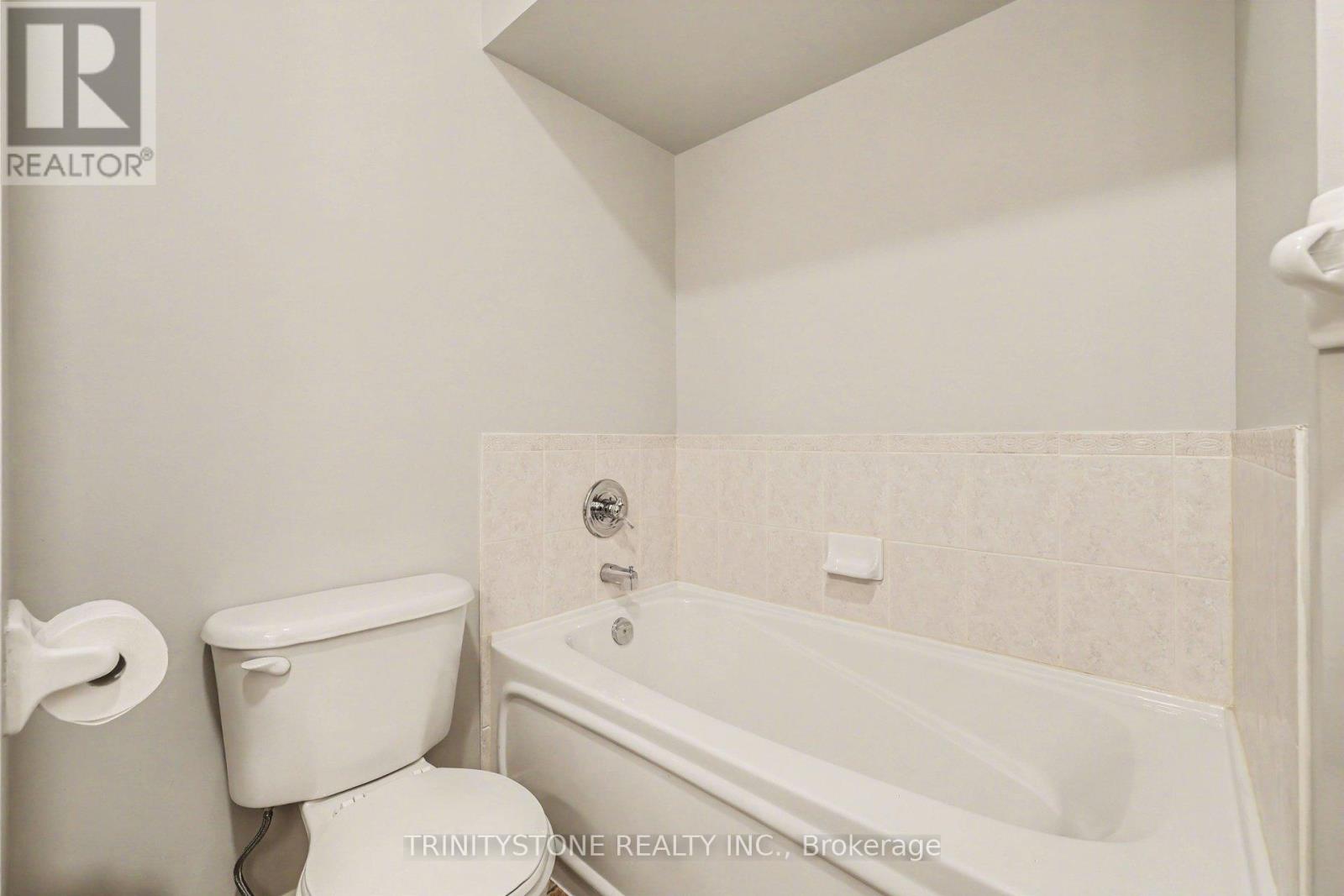 101 Sable Run Drive, Ottawa, Ontario  K2S 1W7 - Photo 21 - X12939790