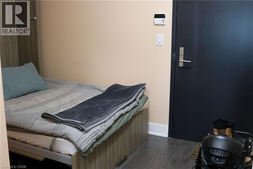 955 Bay Street Unit# 402, Toronto, Ontario  M5S 0C6 - Photo 4 - 40816597