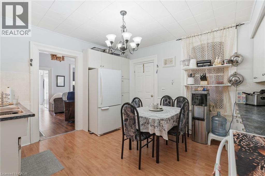 56 Victoria Street, Brantford, Ontario  N3S 3K2 - Photo 12 - 40812624